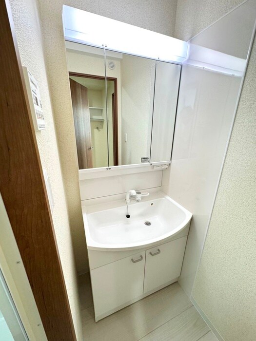 物件内観写真14　(洗面)