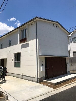 ハウスパーシモン外観写真