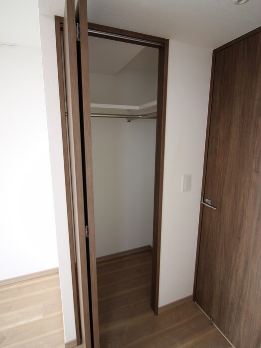 物件内観写真10　(収納)