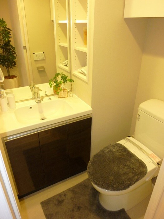 物件内観写真10　(洗面)