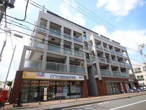 ロイヤル銀喜マンション外観写真
