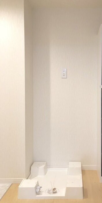 物件内観写真21　(洗濯機置場)