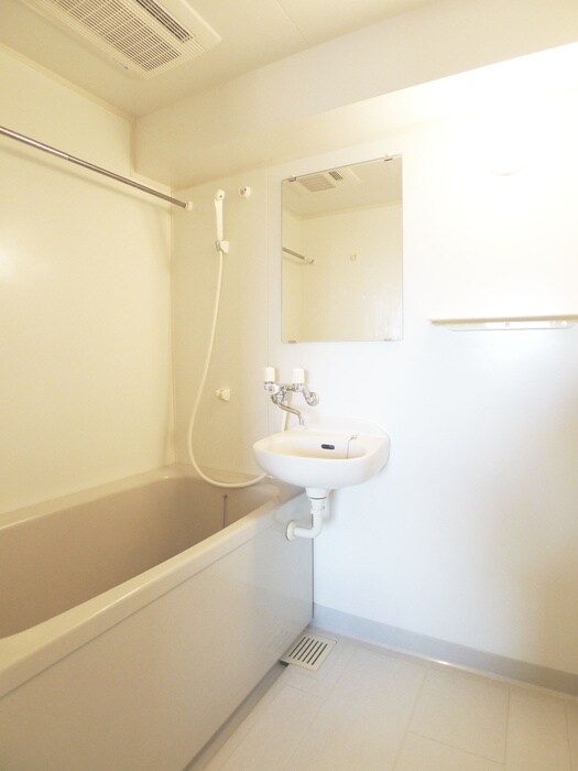 物件内観写真13　(バス／シャワールーム等)