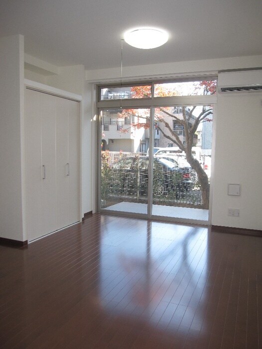 物件内観写真16　(居室)