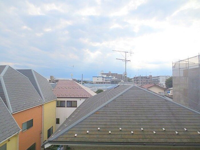 物件内観写真14　(室内からの展望)