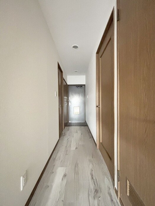 物件内観写真19　(廊下)