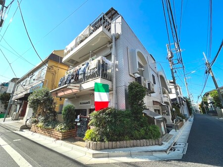 シブヤハイツ外観写真