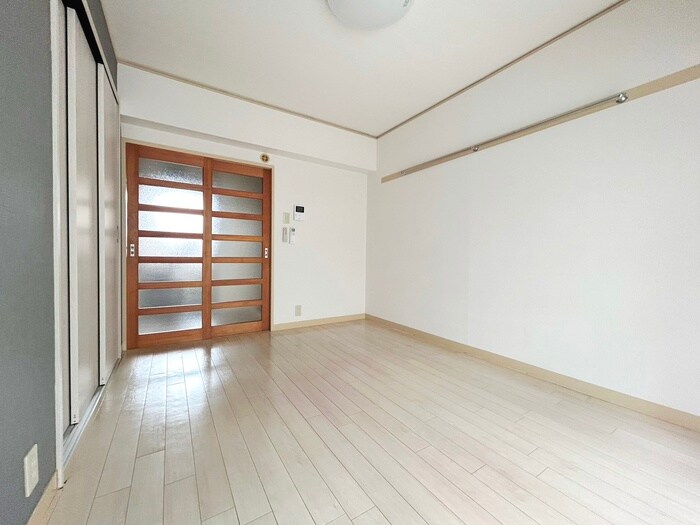 物件内観写真17　(居室)