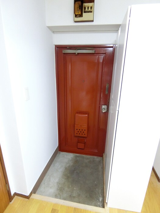 物件内観写真15　(玄関)