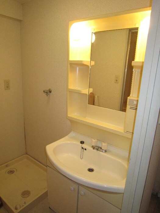 物件内観写真9　(洗面)