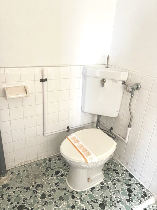 物件内観写真11　(トイレ)