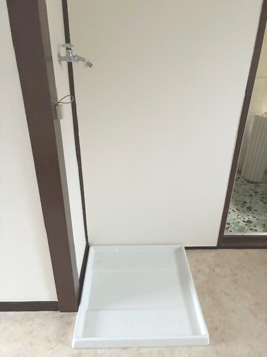 物件内観写真20　(洗濯機置場)