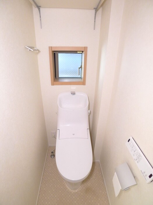 物件内観写真14　(トイレ)