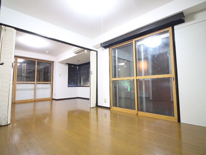 物件内観写真5　(居室)