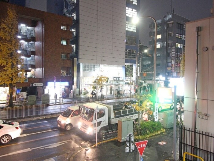 物件内観写真17　(室内からの展望)