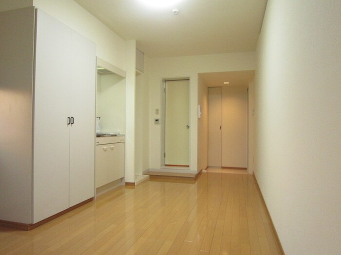 物件内観写真9　(廊下)