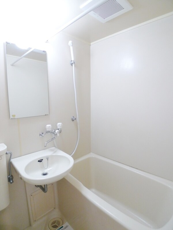 バス／シャワールーム等