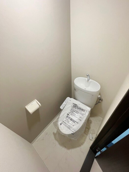 物件内観写真14　(トイレ)