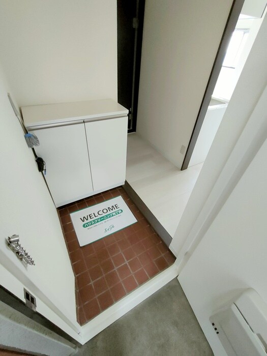 物件内観写真19　(玄関)