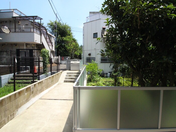 物件内観写真20　(室内からの展望)