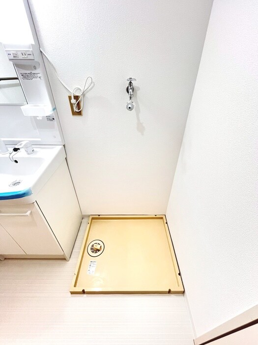 物件内観写真14　(洗濯機置場)