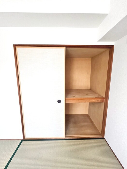 物件内観写真18　(収納)