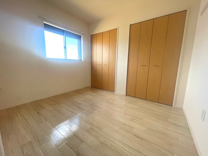 物件内観写真5　(居室)