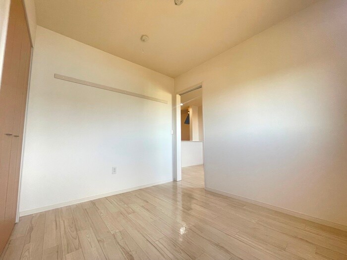 物件内観写真6　(居室)