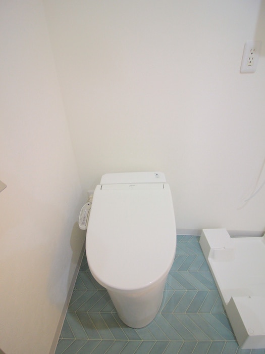 物件内観写真13　(トイレ)