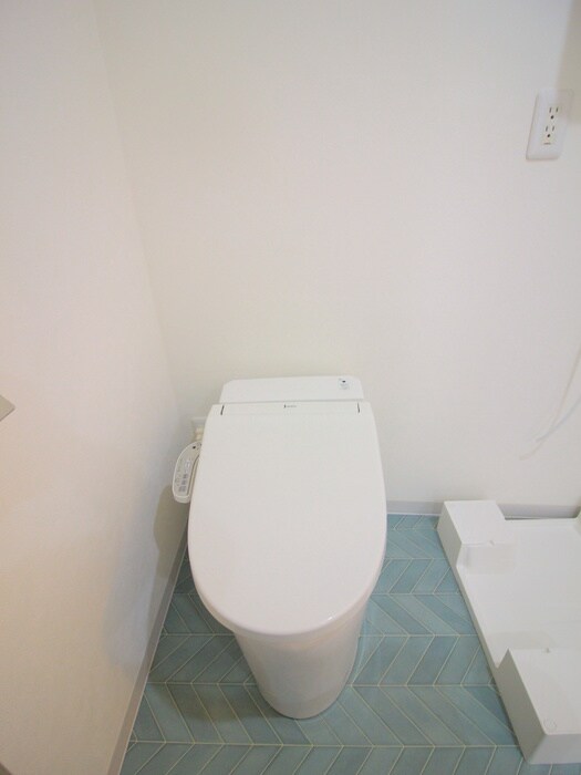 物件内観写真14　(トイレ)