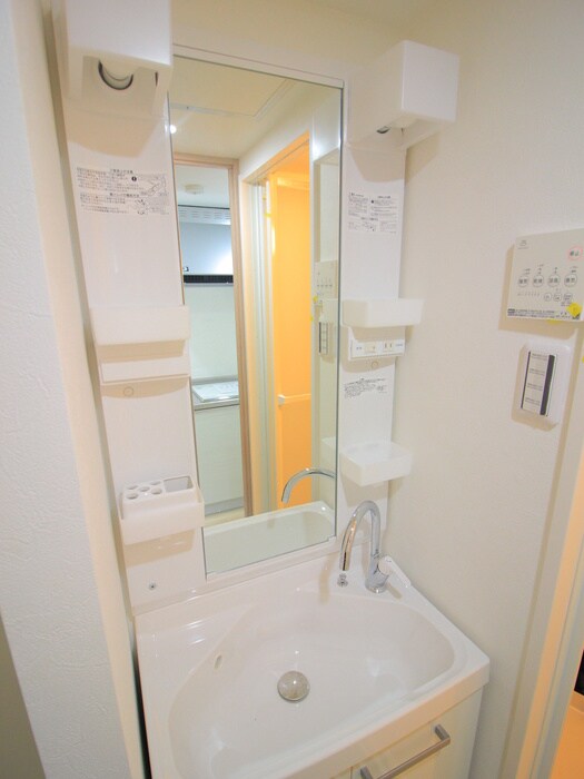 物件内観写真15　(洗面)