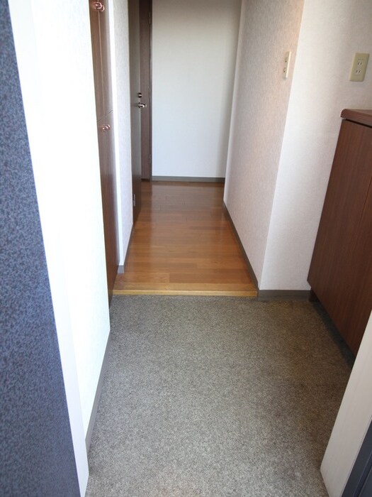 物件内観写真22　(廊下)