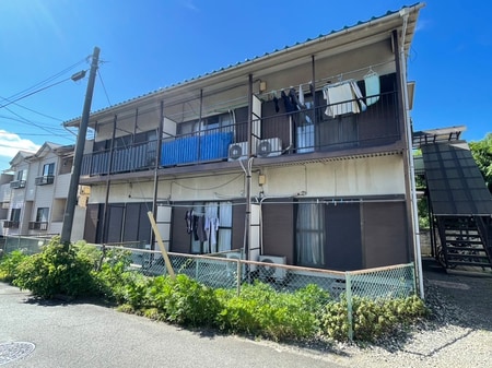 コーポ川尻（西棟）外観写真