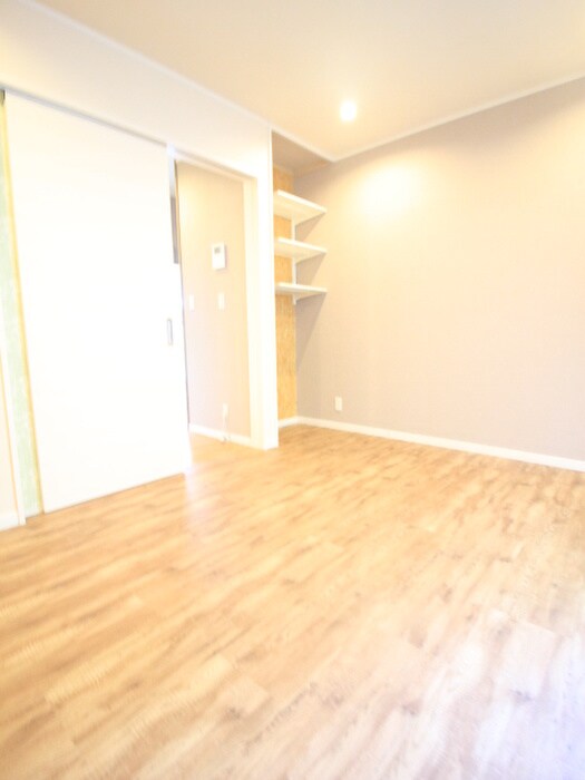 物件内観写真9　(居室)