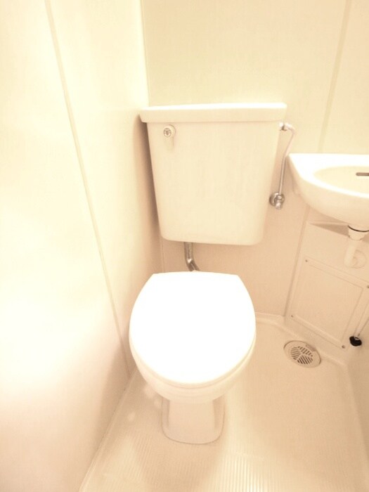 物件内観写真12　(トイレ)