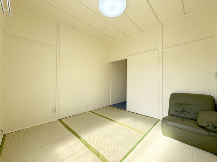 物件内観写真7　(居室)