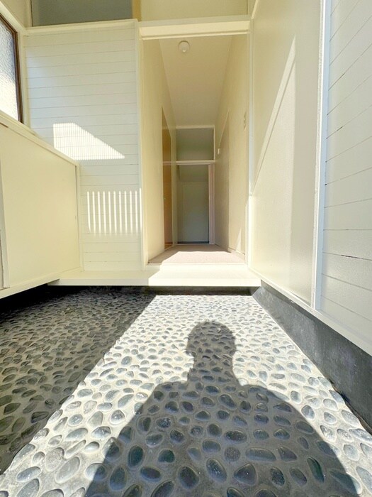 物件内観写真9　(玄関)