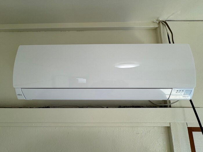 物件内観写真18　(室内からの展望)