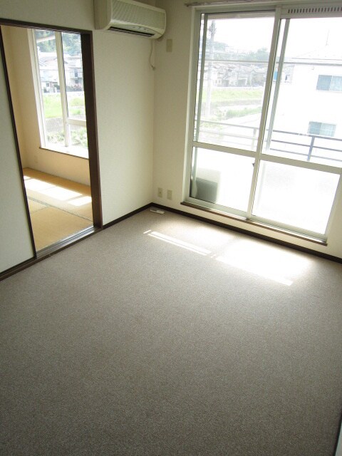 物件内観写真11　(居室)