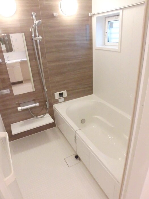 物件内観写真12　(バス／シャワールーム等)