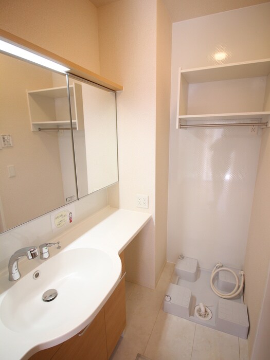 物件内観写真16　(洗面)