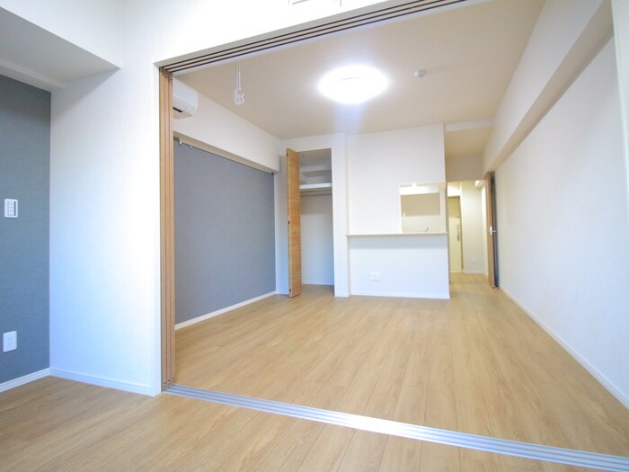 物件内観写真11　(居室)