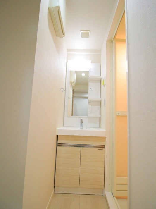 物件内観写真13　(洗面)