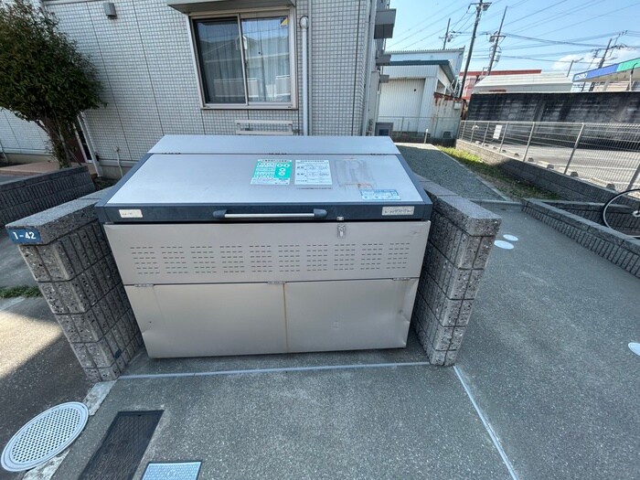 物件外観写真4　(建物設備)