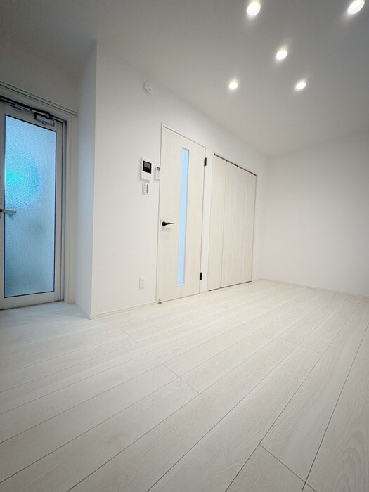 物件内観写真4　(居室)