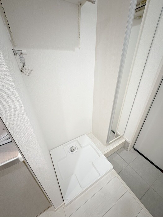 物件内観写真11　(洗濯機置場)