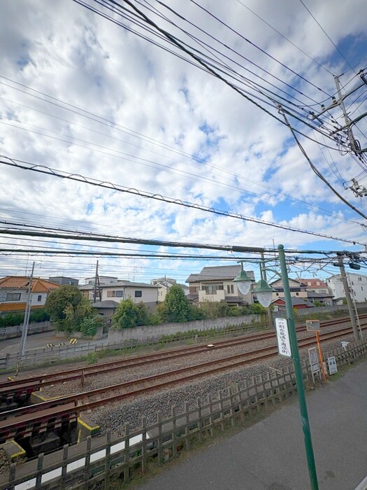 物件内観写真15　(室内からの展望)