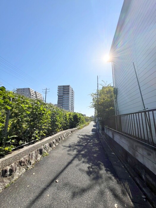 物件外観写真6　(周辺環境)