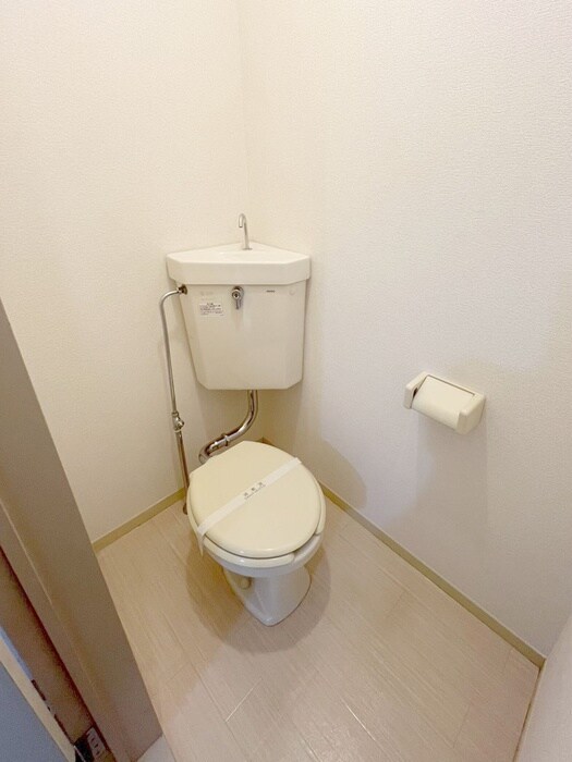 物件内観写真14　(トイレ)