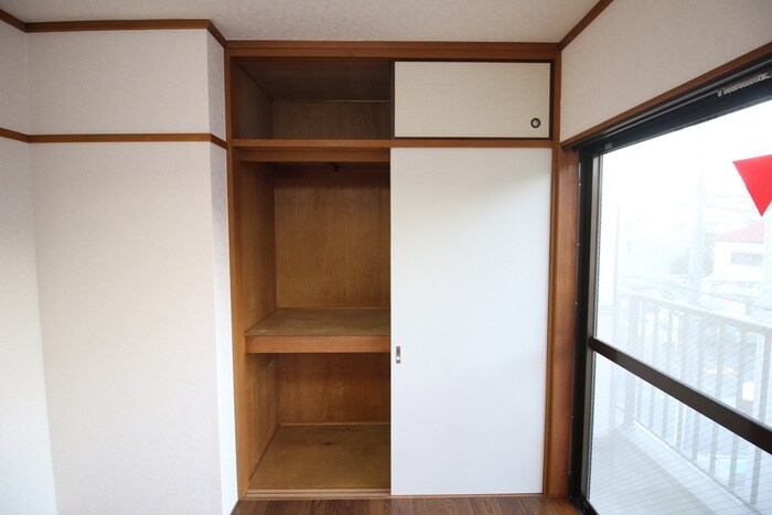 物件内観写真11　(収納)